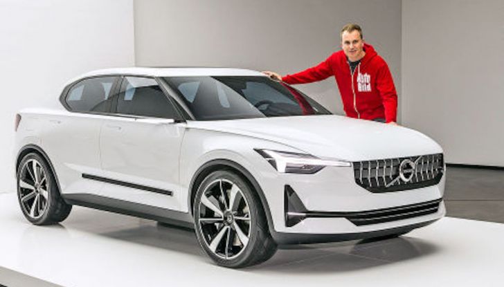 La nuova Volvo V40 2019 arriverà anche 100% elettrica - Foto 9 di 10