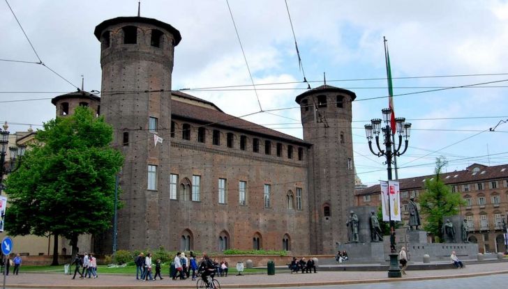Torino, blocco del traffico fino a Diesel Euro4 - Foto 9 di 9