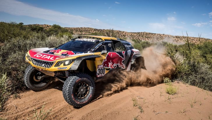 Dakar 2018 – Manca poco alla fine e Sainz è ancora in testa - Foto 2 di 3