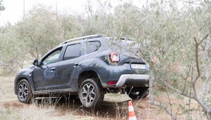 Dacia Duster 2018, arrivano i nuovi motori BlueDCi - Foto 12 di 45