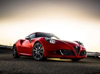 Alfa Romeo 4C Coupè esce di produzione, resta la Spider
