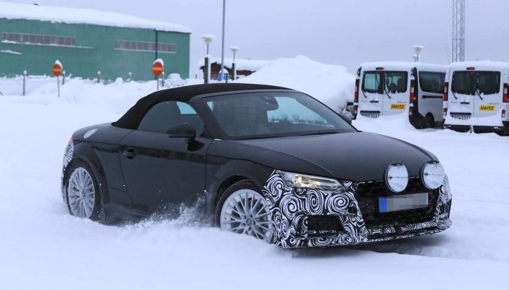 Audi TT Roadster 2019, prime immagini e test su strada - Foto 11 di 15