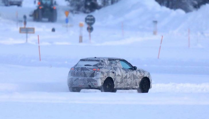 DS 3 Crossback, il crossover arriva anche elettrico - Foto 3 di 15