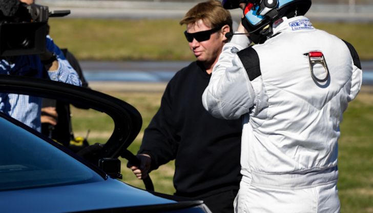 La BMW M5 nel Guinness World Record per il Drifting più lungo al mondo - Foto 12 di 17