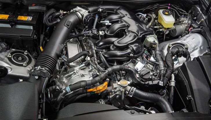 I 9 consigli per far vivere a lungo il motore dell’auto - Foto 7 di 12