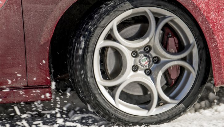 Pneumatici invernali: test per metterli alla prova contro le gomme estive - Foto 9 di 9
