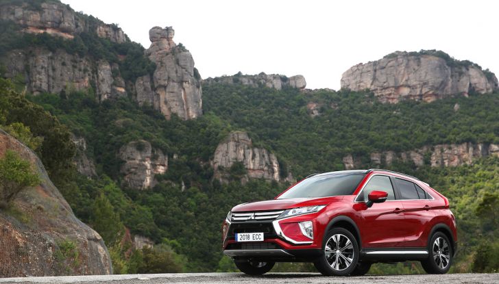 Test drive Mitsubishi Eclipse Cross, il Made in Japan per sfidare i giganti - Foto 26 di 44