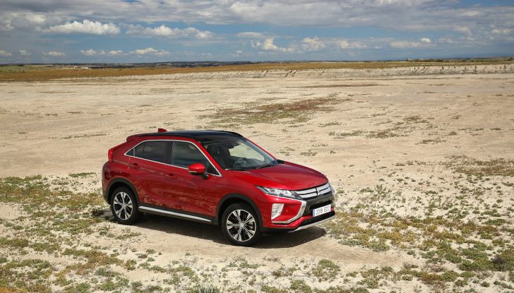 Test drive Mitsubishi Eclipse Cross, il Made in Japan per sfidare i giganti - Foto 31 di 44
