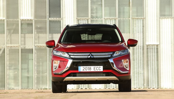 Test drive Mitsubishi Eclipse Cross, il Made in Japan per sfidare i giganti - Foto 12 di 44