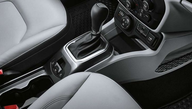 Nuova Jeep Renegade MY18, connettività al top e una gamma sempre più completa - Foto 3 di 4