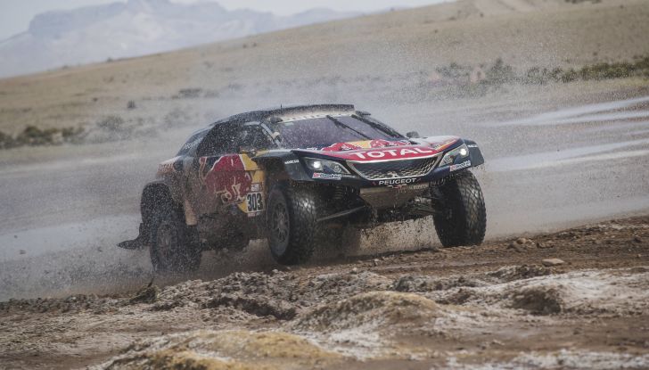 Oggi tappa infuocata per le Peugeot 3008 DKR - Foto 3 di 6