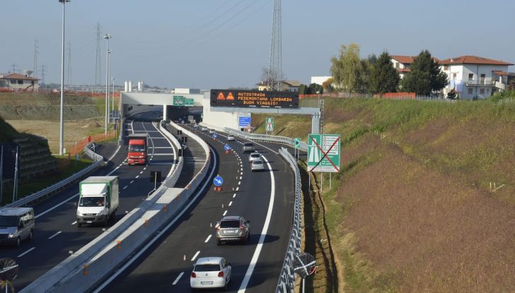 Pedemontana e Telepass che non funziona: Striscia la Notizia a