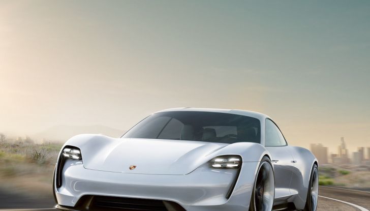 Il futuro elettrico di Porsche con Mission E, Ionity e l’ibrido Plug-In - Foto 5 di 6