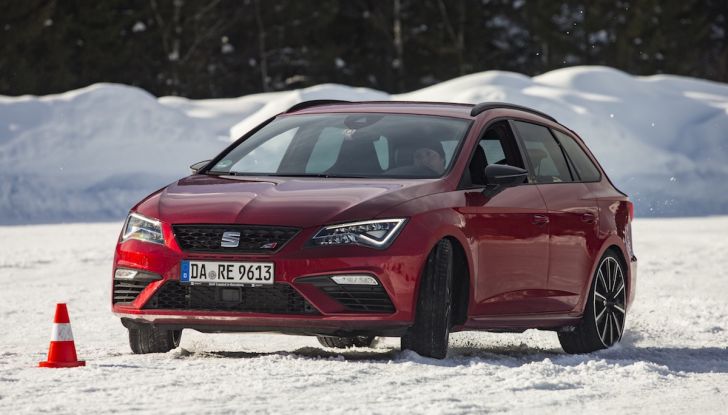 SEAT e la trazione integrale 4Drive, prova e recensione sulla neve - Foto 16 di 62