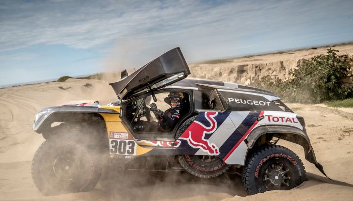 Dakar 2018 – Nuova tripletta delle 3008DKR Maxi nella tappa 4 - Foto 2 di 5