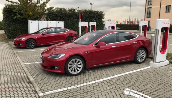 Ricariche gratis prorogate fino al 15 luglio per Tesla Model S ed X - Foto 9 di 13