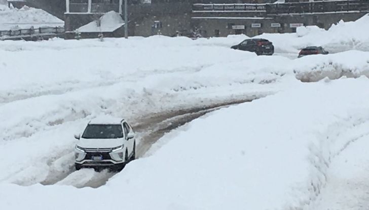 Test drive Mitsubishi Eclipse Cross, il Made in Japan per sfidare i giganti - Foto 5 di 44