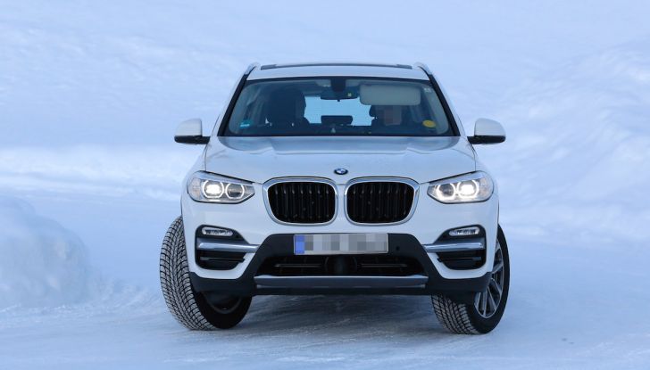 BMW X3 elettrica Plug-in: il SUV dell’Elica pronto alla rivoluzione - Foto 2 di 10