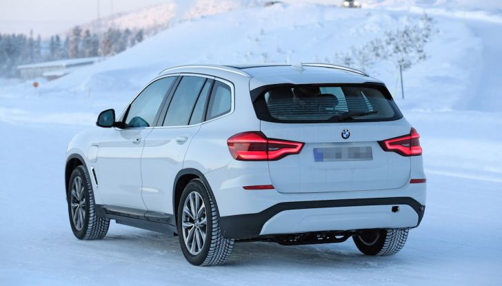 BMW X3 elettrica Plug-in: il SUV dell’Elica pronto alla rivoluzione - Foto 9 di 10