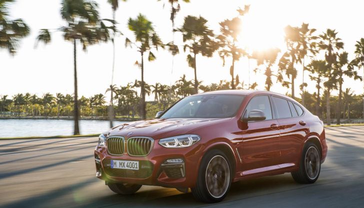 BMW X4 2018, il SUV Coupé di Monaco arriva alla seconda serie - Foto 11 di 56