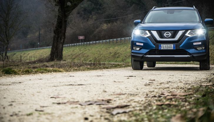 [VIDEO] Prova su strada Nissan X-Trail 2017 – il SUV 7 posti con 4x4i - Foto 5 di 42
