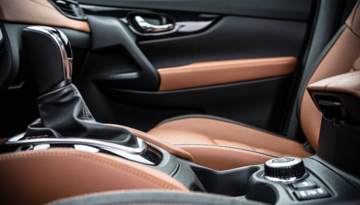 [VIDEO] Prova su strada Nissan X-Trail 2017 – il SUV 7 posti con 4x4i - Foto 29 di 42