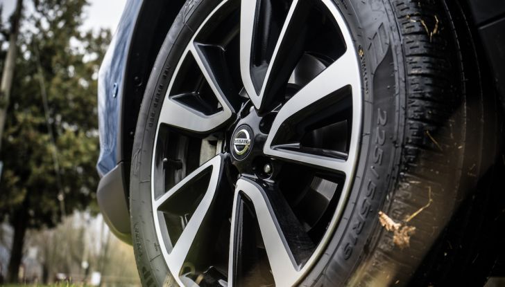 [VIDEO] Prova su strada Nissan X-Trail 2017 – il SUV 7 posti con 4x4i - Foto 42 di 42