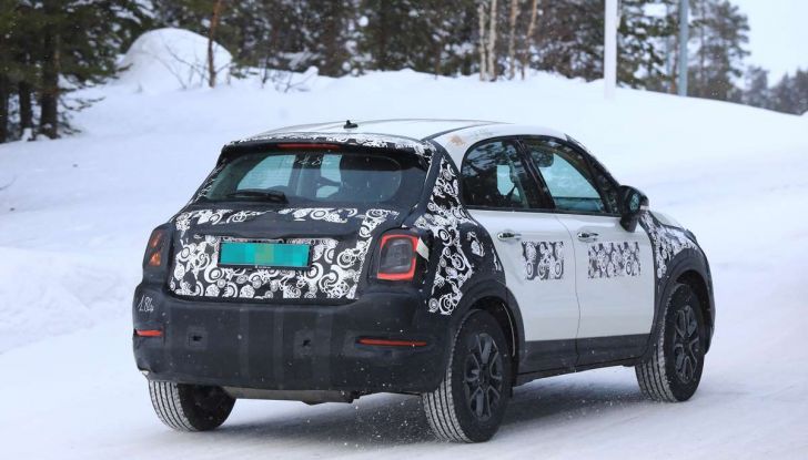 Fiat 500X Facelift 2019 prime prove su strada - Foto 24 di 32