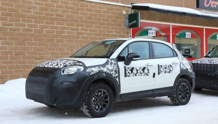 Fiat 500X Facelift 2019 prime prove su strada - Foto 11 di 32