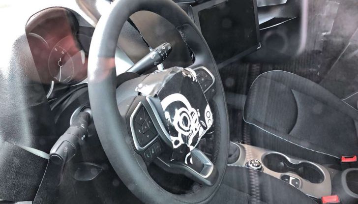 Fiat 500X Facelift 2019 prime prove su strada - Foto 22 di 32