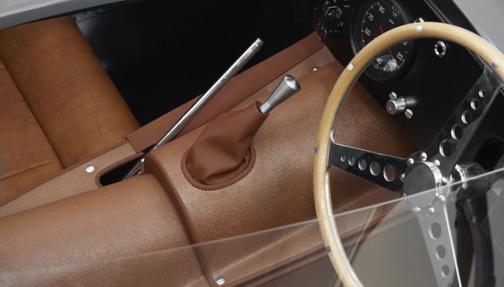 Jaguar D-Type, regina di Le Mans, torna in produzione nel 2018 - Foto 14 di 15