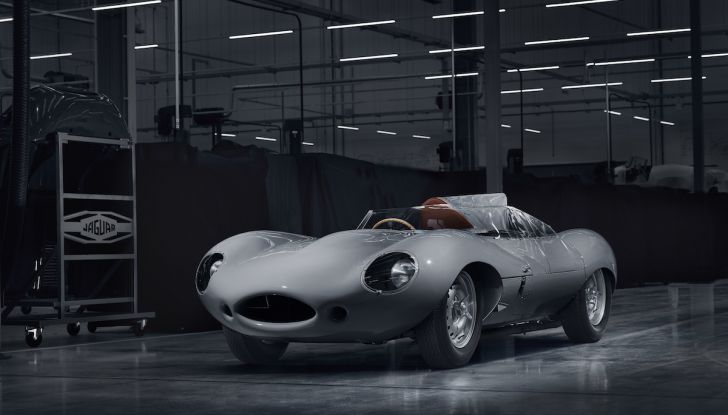 Jaguar D-Type, regina di Le Mans, torna in produzione nel 2018 - Foto 11 di 15
