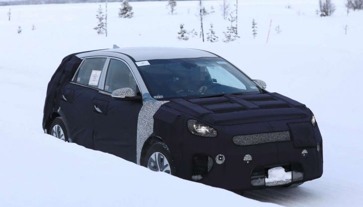 Kia Niro EV, primi test drive per la variante elettrica - Foto 3 di 15