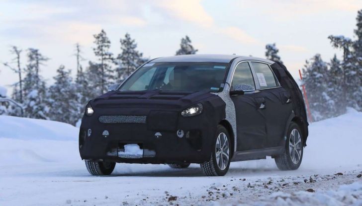 Kia Niro EV, primi test drive per la variante elettrica - Foto 7 di 15