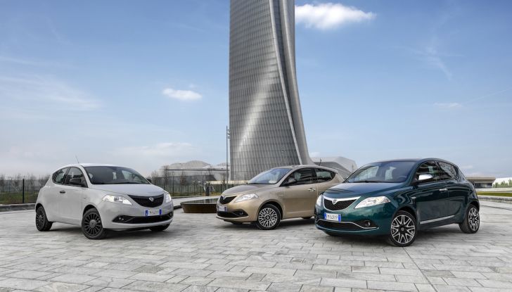 Nuova Lancia Ypsilon 2018: arrivano Elefantino Blu, Gold e Platinum - Foto 20 di 33
