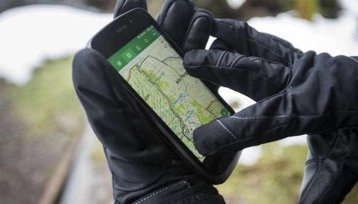 Land Rover Explorer Smartphone: caratteristiche tecniche - Foto 8 di 13