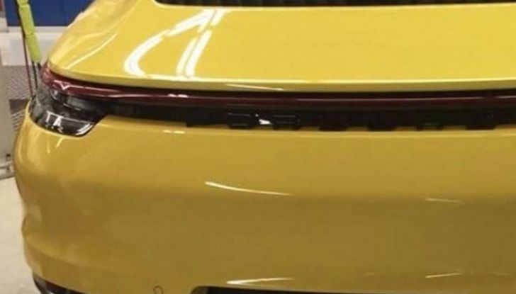 Nuova Porsche 911 2019, le prime immagini senza veli - Foto 4 di 6