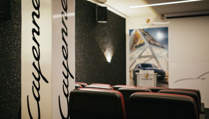 Porsche Cayenne 2018, prova su strada: la terza generazione allo stato dell’arte - Foto 14 di 44