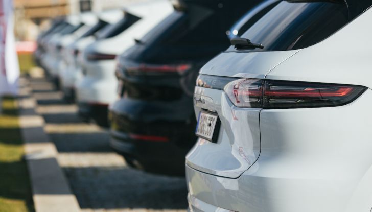 Porsche Cayenne 2018, prova su strada: la terza generazione allo stato dell’arte - Foto 6 di 44