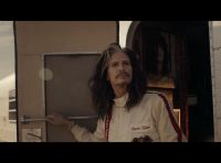Kia Stinger 2018: Steven Tyler ed Emerson Fittipaldi nello spot del Super Bowl