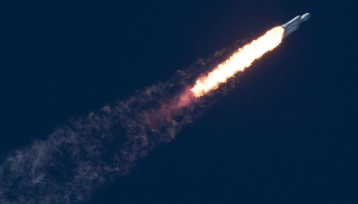 Tesla Roadster dopo 2 anni è ora vicina a Marte - Foto 13 di 14