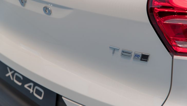 Volvo XC40 2018, prova su strada del SUV compatto svedese - Foto 5 di 51
