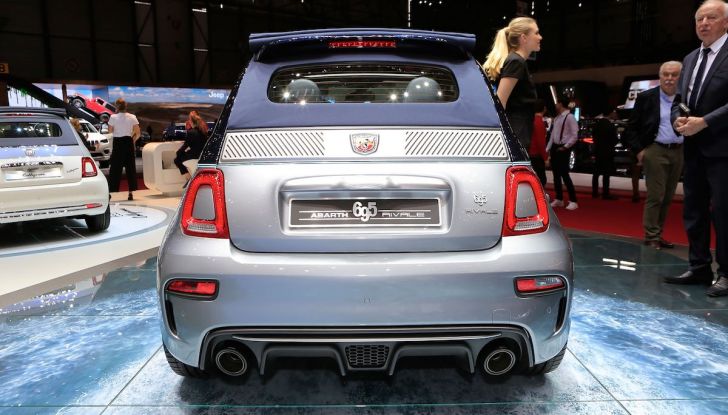 Abarth 695 Rivale, serie speciale dedicata a Riva - Foto 6 di 9