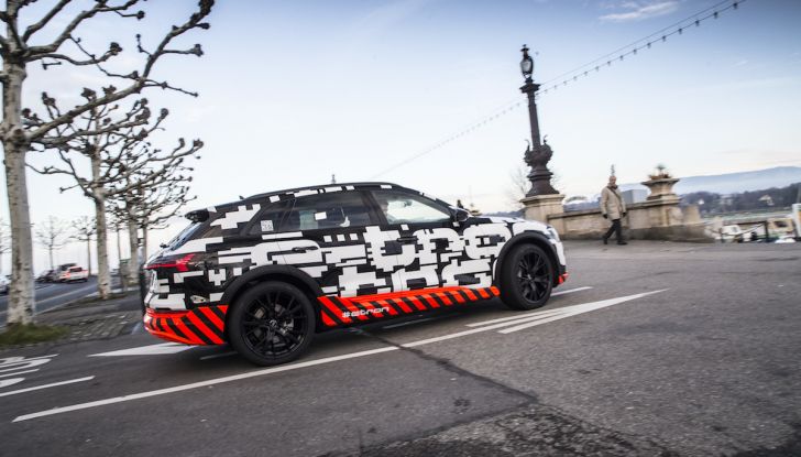 Audi e-tron, il SUV elettrico si prenota online - Foto 24 di 31