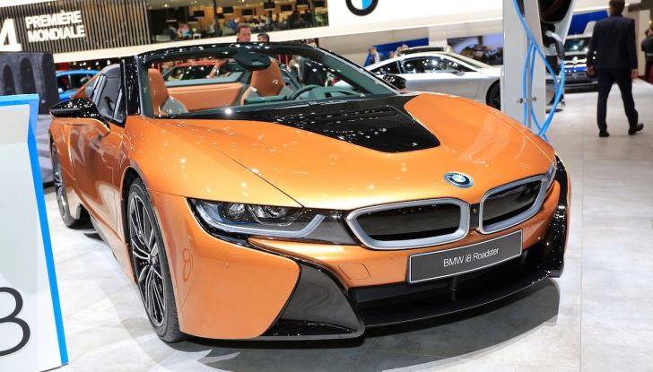 BMW i8 Roadster 2018: Caratteristiche, prezzi e prestazioni - Foto 2 di 9