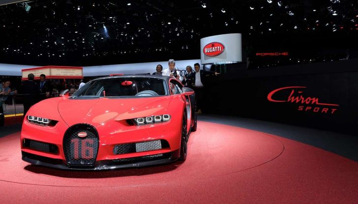 Bugatti Chiron Sport, la pista è il suo mestiere - Foto 4 di 20