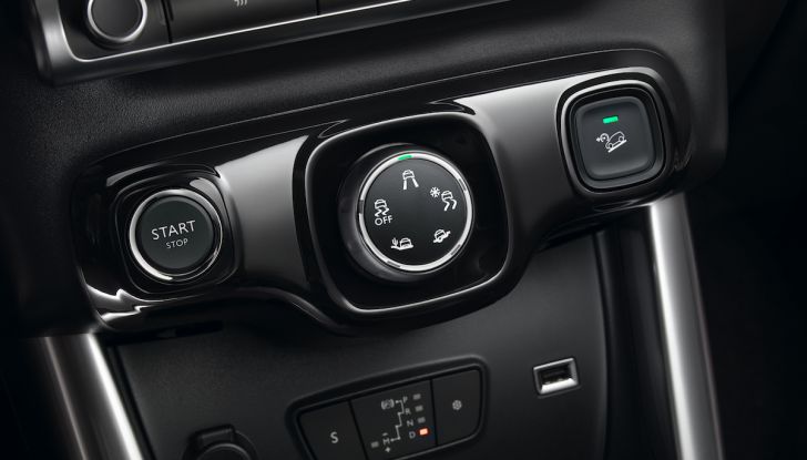 Citroën C3 Aircross, la prova su strada del 130CV: Crossover comodo e versatile - Foto 33 di 43