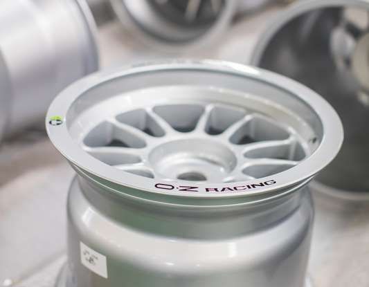 Claudio Bernoni, il Signore delle ruote! - Foto 4 di 21