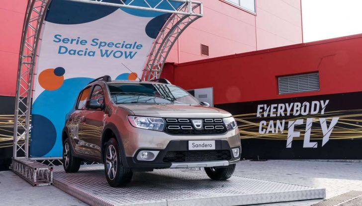 Dacia WOW, la serie speciale su Sandero, Lodgy e Dokker - Foto 1 di 10