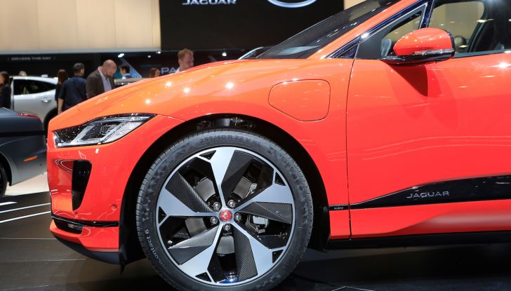 Jaguar I-PACE, prezzo e caratteristiche del crossover elettrico - Foto 6 di 25